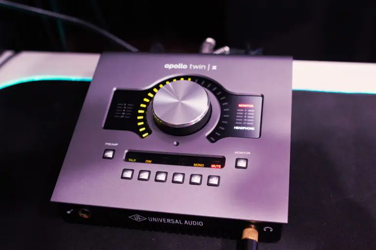 Mix Mastering Apollo Twin X USB audio interface for mixing and mastering
